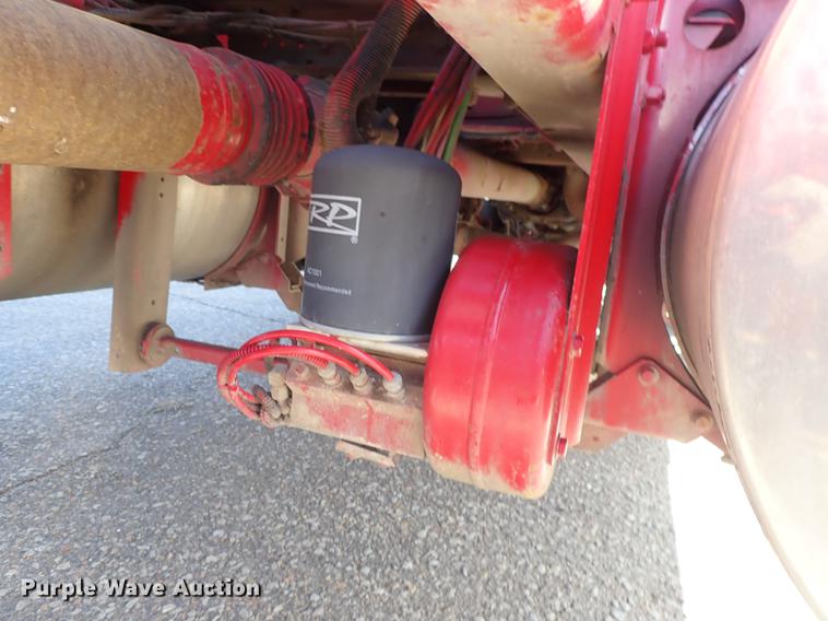 image for item DF8750 2013 Kenworth T660 semi truck