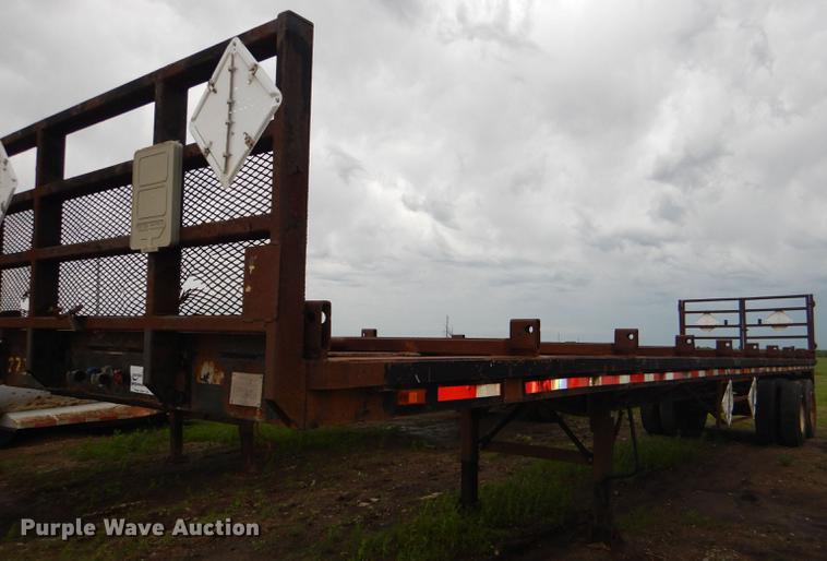 image for item DG1086 1972 Lufkin pipe trailer