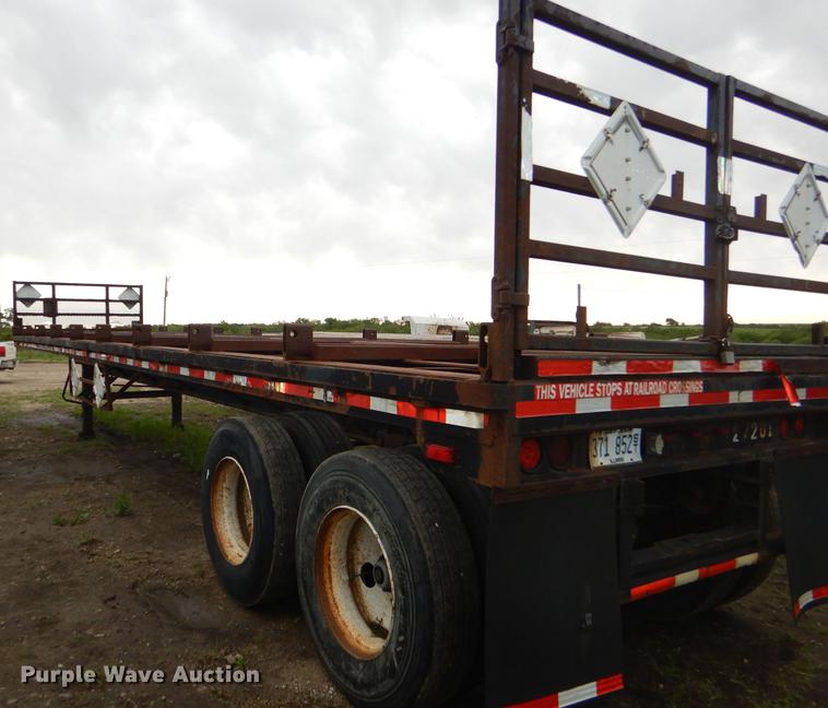 image for item DG1086 1972 Lufkin pipe trailer