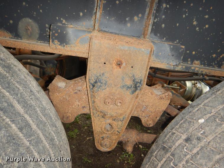 image for item DG1086 1972 Lufkin pipe trailer