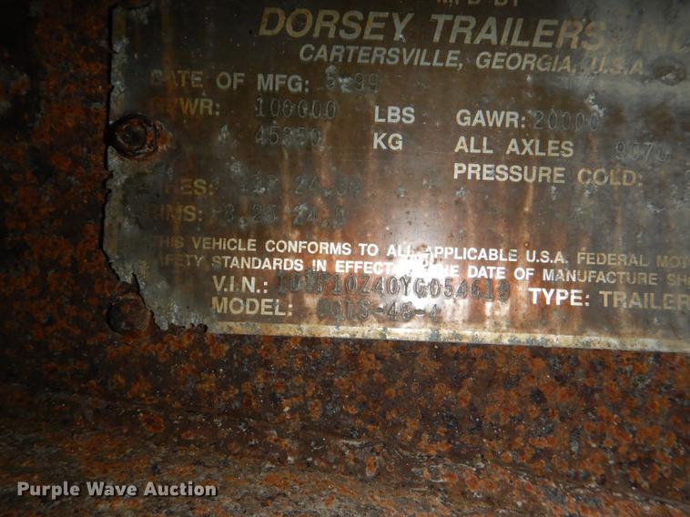 image for item DG1087 2000 Dorsey flatbed trailer