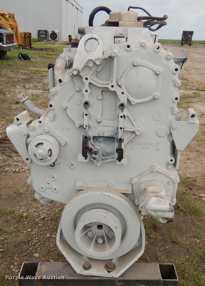 image for item DG1090 1994 Detroit Diesel DDEC III Series 60  diesel engine