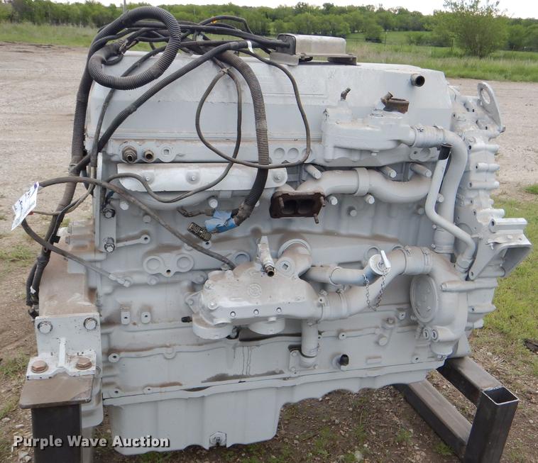 image for item DG1090 1994 Detroit Diesel DDEC III Series 60  diesel engine