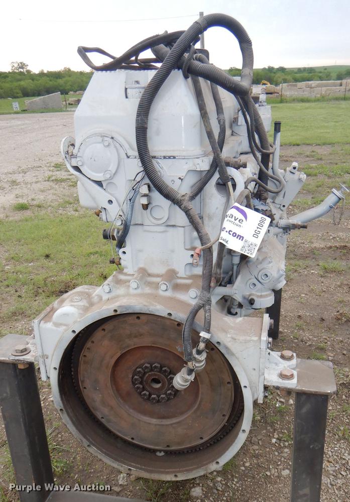 image for item DG1090 1994 Detroit Diesel DDEC III Series 60  diesel engine