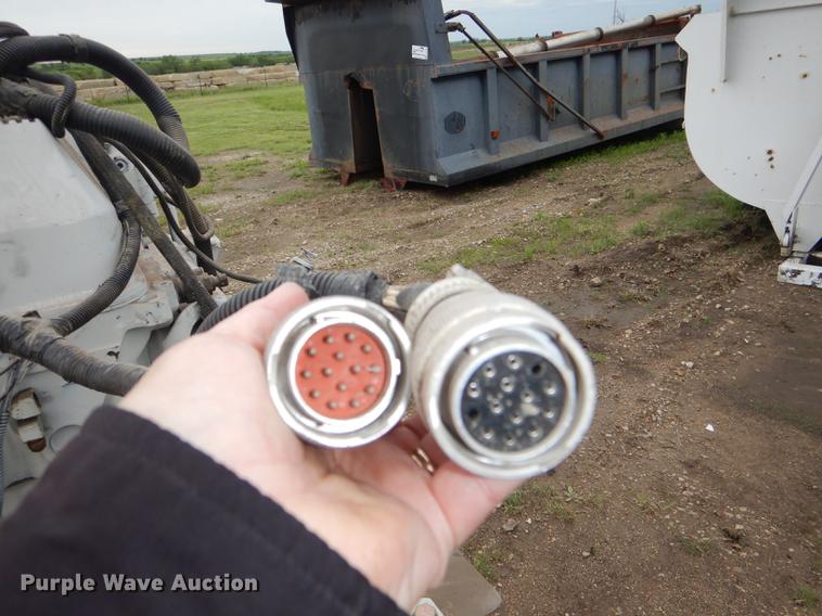 image for item DG1090 1994 Detroit Diesel DDEC III Series 60  diesel engine