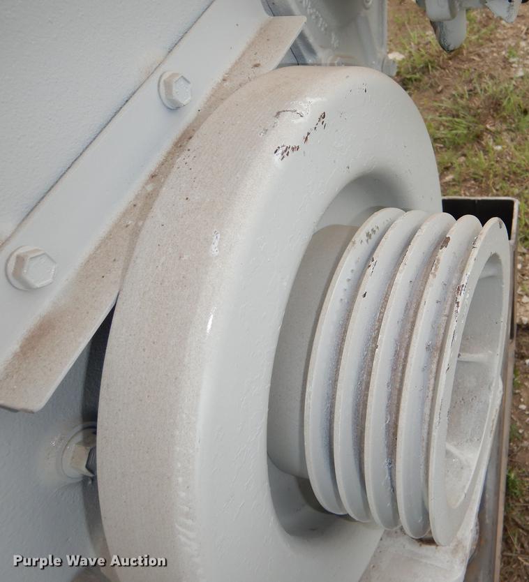 image for item DG1090 1994 Detroit Diesel DDEC III Series 60  diesel engine