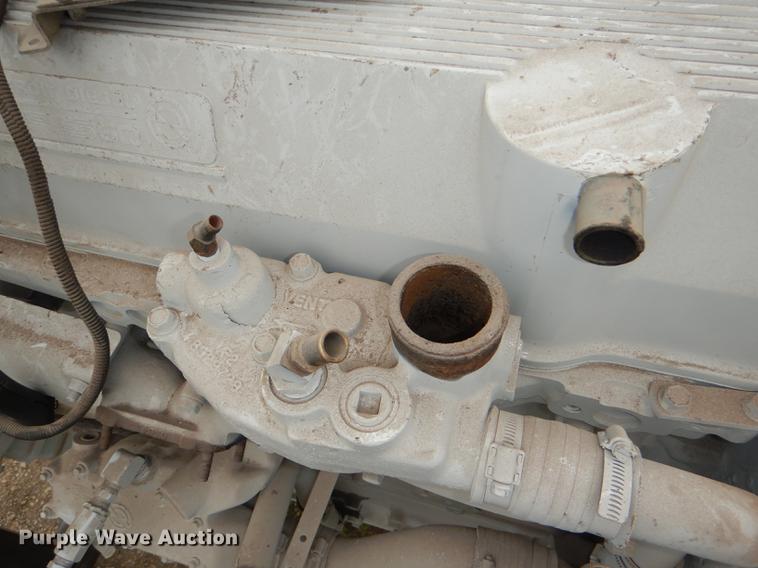 image for item DG1090 1994 Detroit Diesel DDEC III Series 60  diesel engine