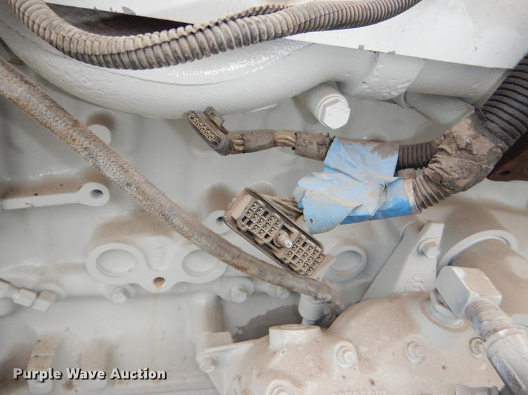 image for item DG1090 1994 Detroit Diesel DDEC III Series 60  diesel engine