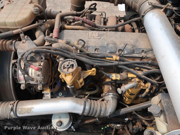 image for item DG4006 2011 Kenworth T800 semi truck