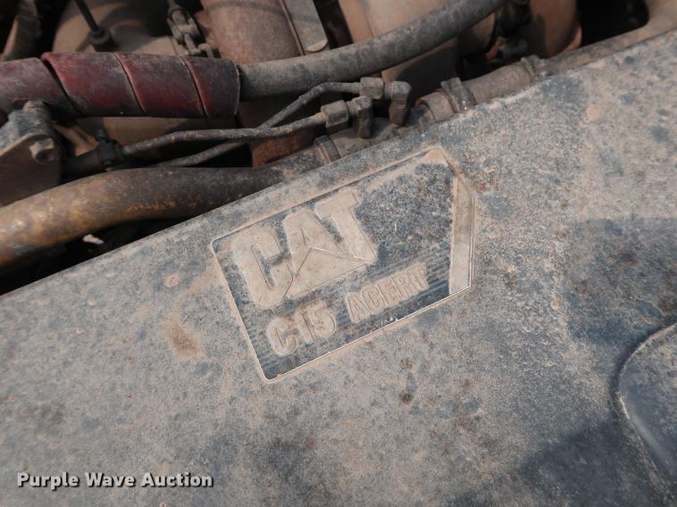 image for item DG4006 2011 Kenworth T800 semi truck