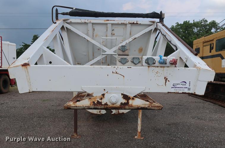 image for item DG4010 1988 CMC bottom dump trailer