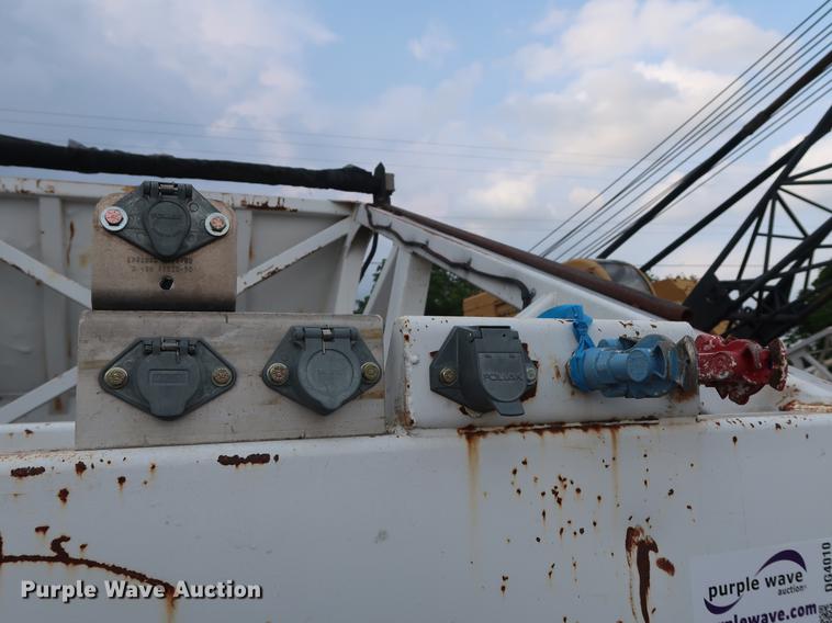 image for item DG4010 1988 CMC bottom dump trailer