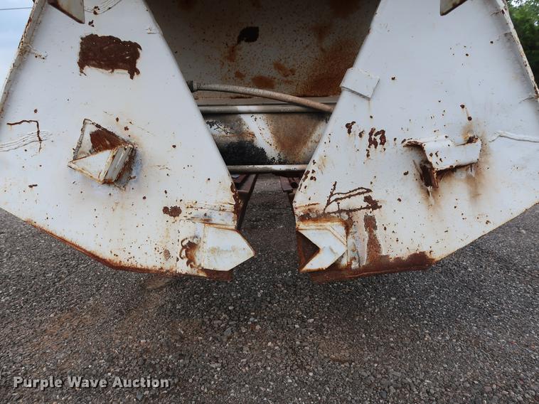 image for item DG4010 1988 CMC bottom dump trailer