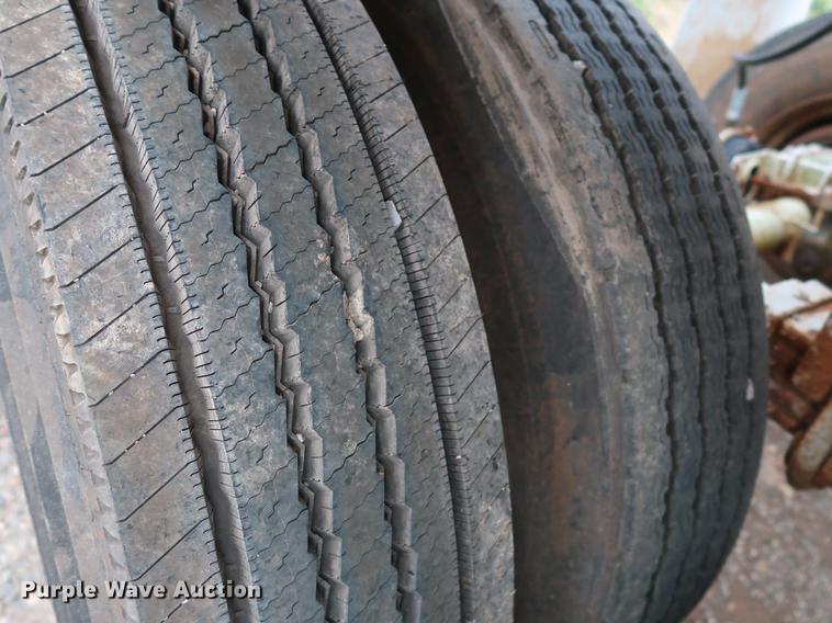 image for item DG4010 1988 CMC bottom dump trailer