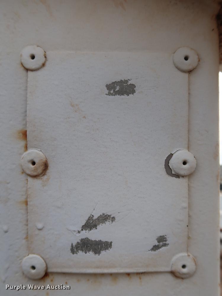 image for item DG4010 1988 CMC bottom dump trailer