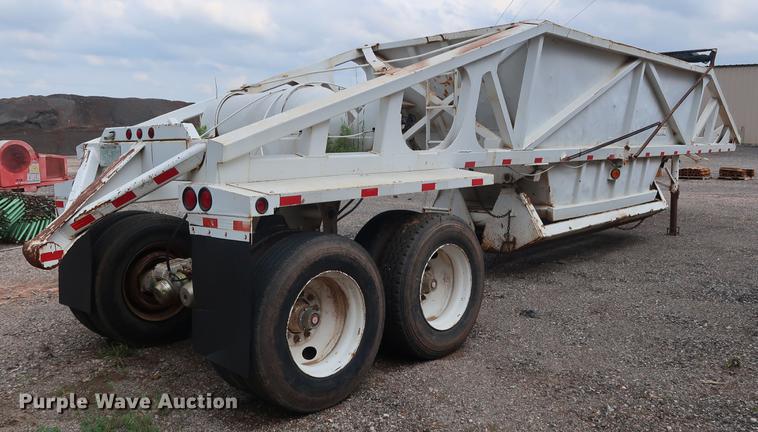 image for item DG4011 1988 CMC bottom dump trailer
