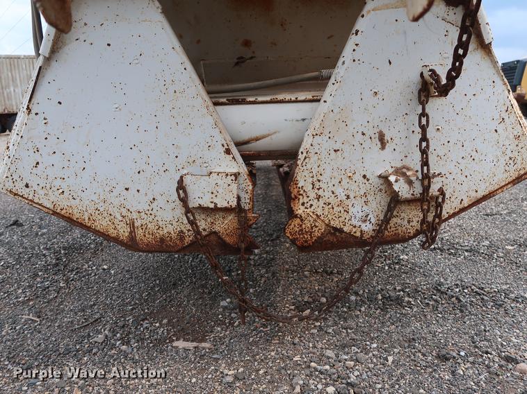 image for item DG4011 1988 CMC bottom dump trailer