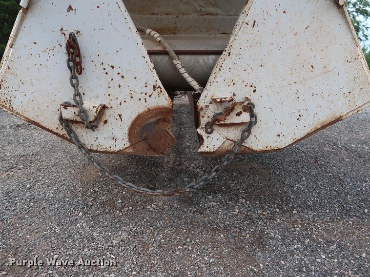 image for item DG4011 1988 CMC bottom dump trailer