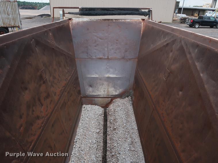 image for item DG4011 1988 CMC bottom dump trailer