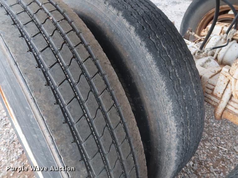 image for item DG4011 1988 CMC bottom dump trailer