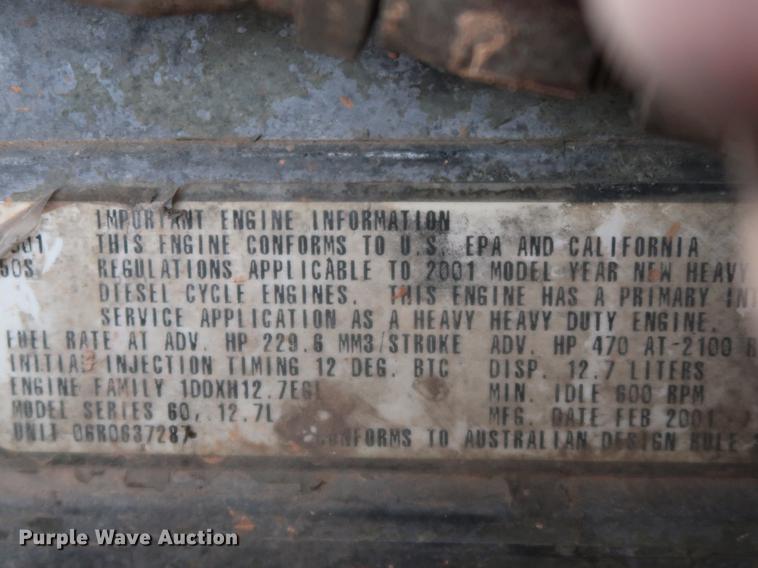 image for item DG4029 2001 Peterbilt 379 winch truck