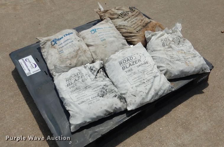 image for item DG5800 Tire chains