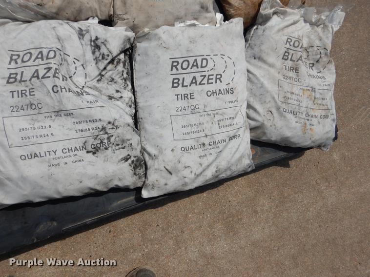 image for item DG5800 Tire chains