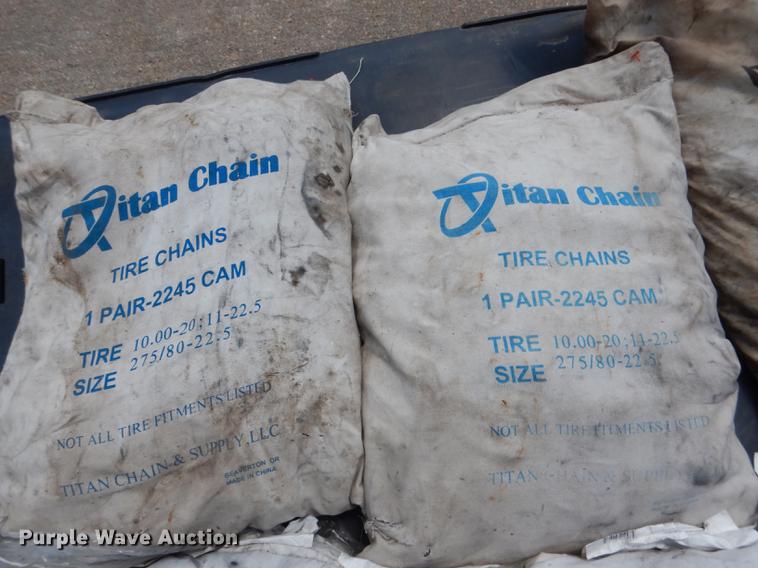 image for item DG5800 Tire chains