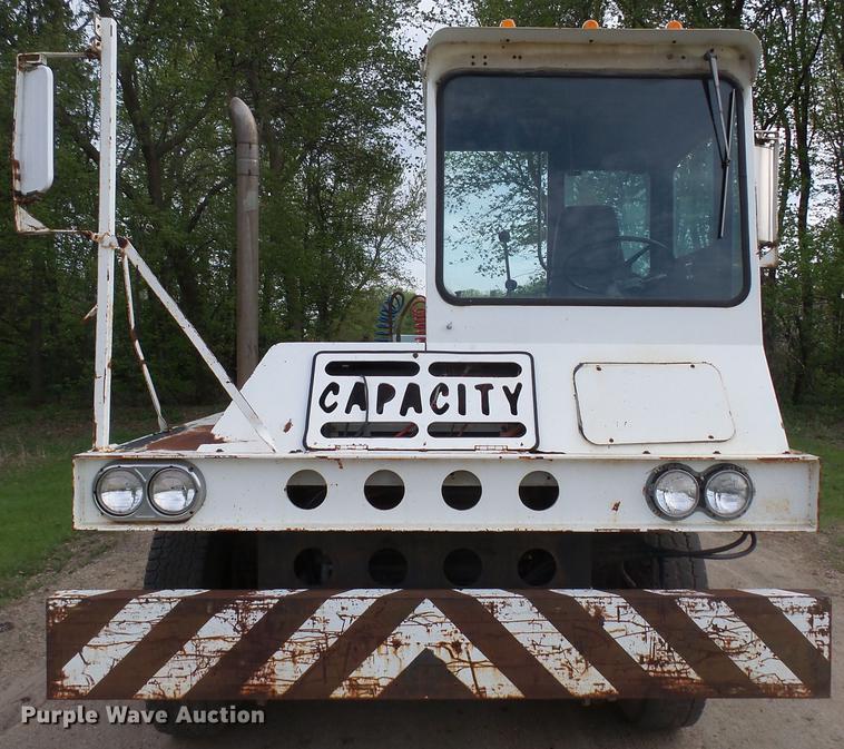 image for item DX9183 Capacity TJ4134D yard truck