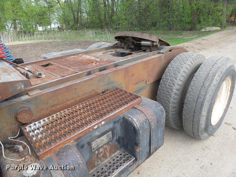 image for item DX9183 Capacity TJ4134D yard truck