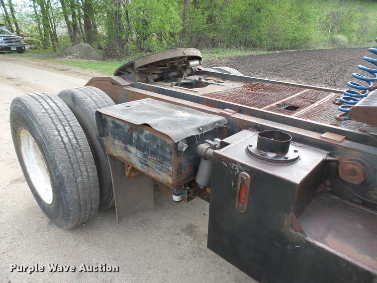 image for item DX9183 Capacity TJ4134D yard truck