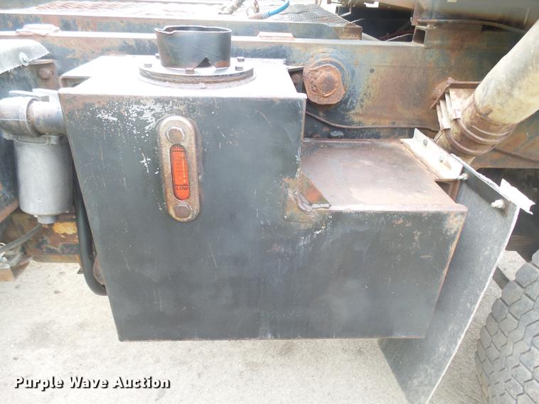 image for item DX9183 Capacity TJ4134D yard truck