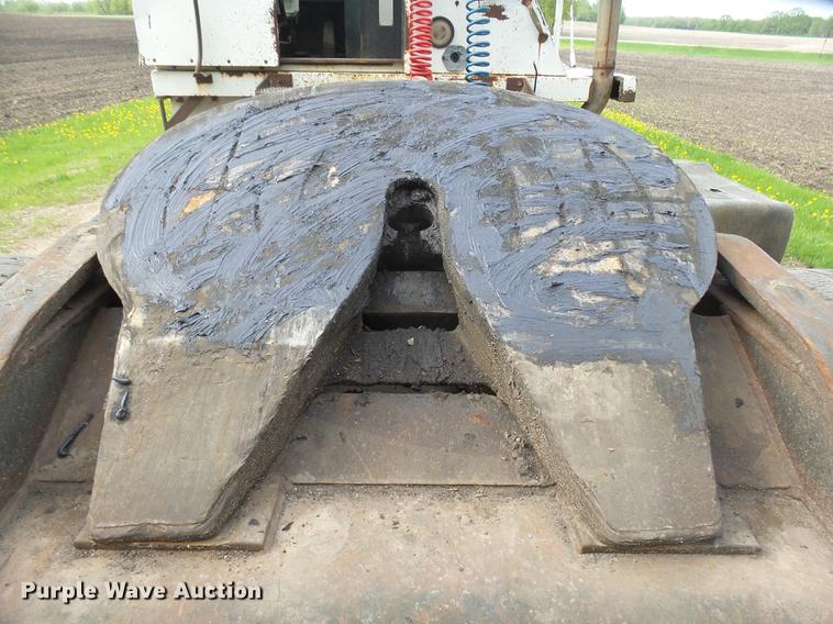 image for item DX9183 Capacity TJ4134D yard truck