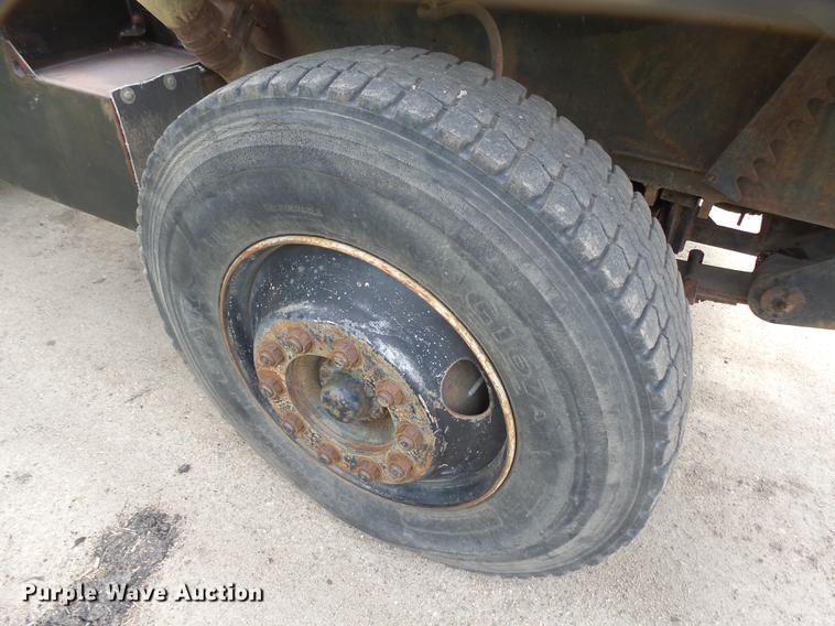 image for item DX9183 Capacity TJ4134D yard truck