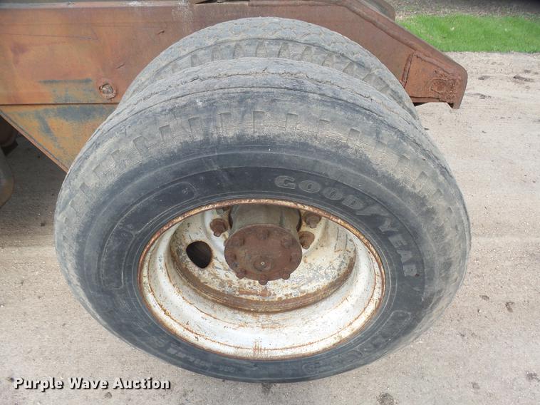 image for item DX9183 Capacity TJ4134D yard truck