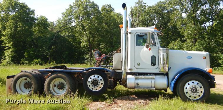 image for item ED9251 1995 Peterbilt 379 semi truck