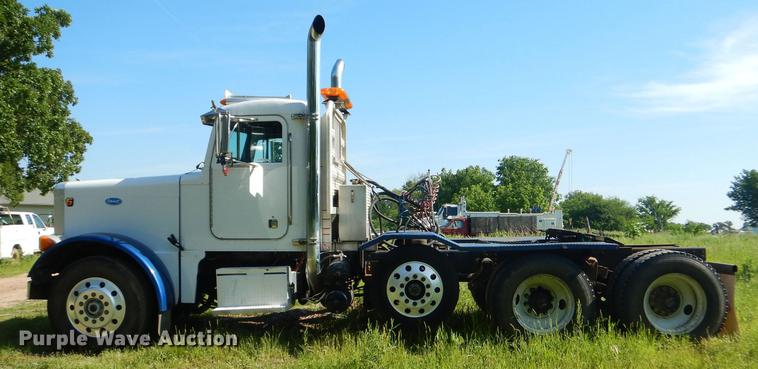 image for item ED9251 1995 Peterbilt 379 semi truck