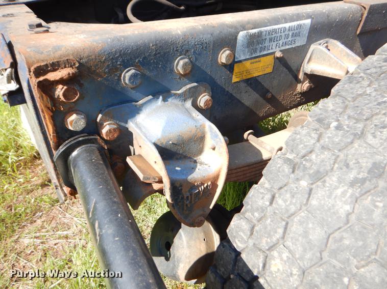 image for item ED9251 1995 Peterbilt 379 semi truck