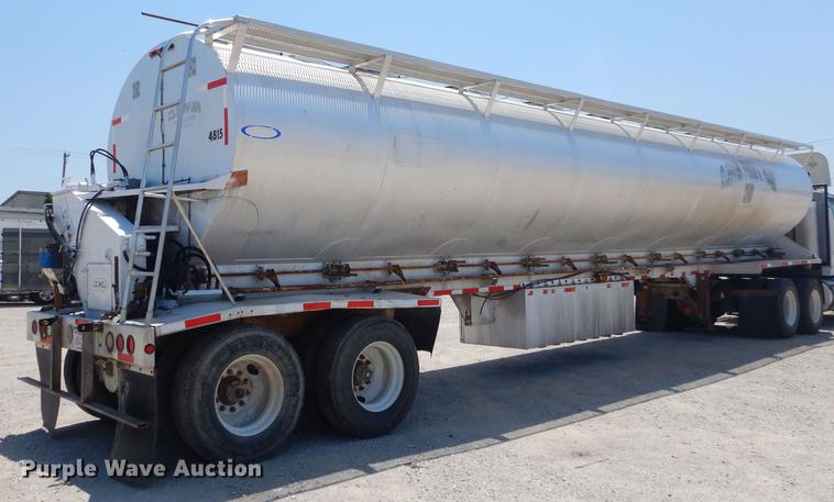 image for item ED9282 1998 Ledwell feed delivery trailer