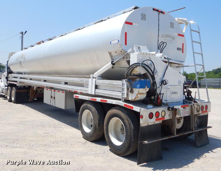 image for item ED9282 1998 Ledwell feed delivery trailer