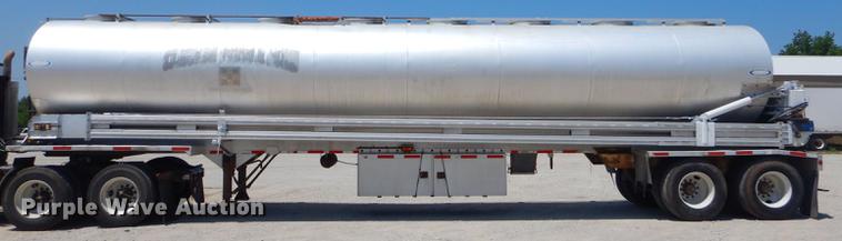 image for item ED9282 1998 Ledwell feed delivery trailer