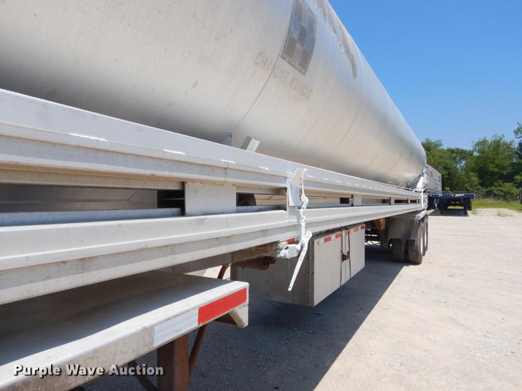 image for item ED9282 1998 Ledwell feed delivery trailer