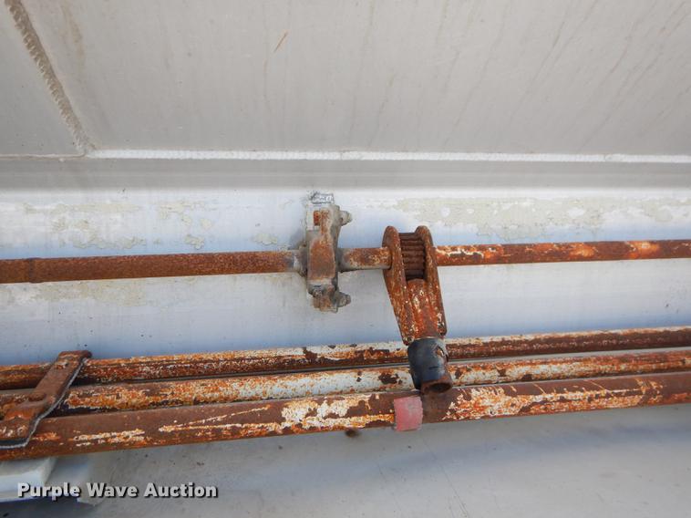 image for item ED9282 1998 Ledwell feed delivery trailer