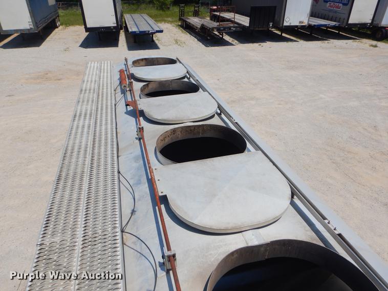 image for item ED9282 1998 Ledwell feed delivery trailer