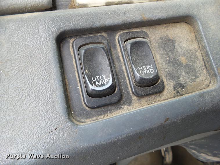 image for item EM9185 2008 Freightliner Columbia semi truck