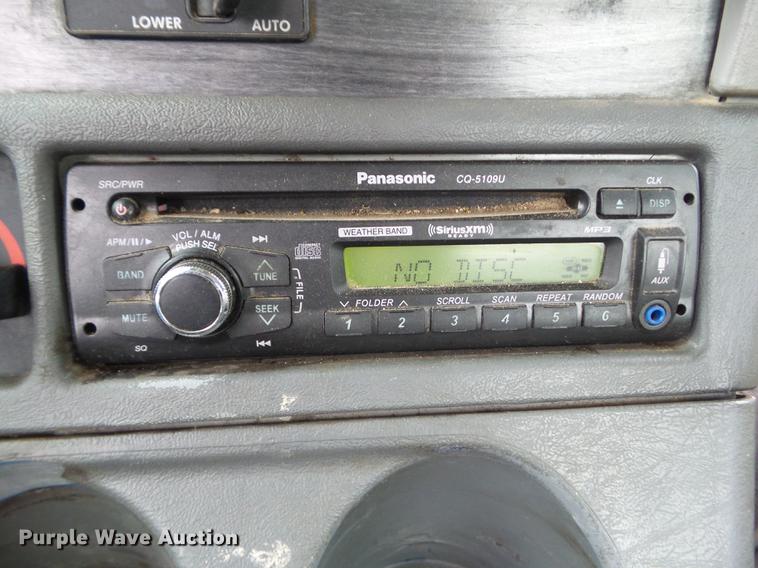 image for item EM9186 2008 Freightliner Columbia semi truck