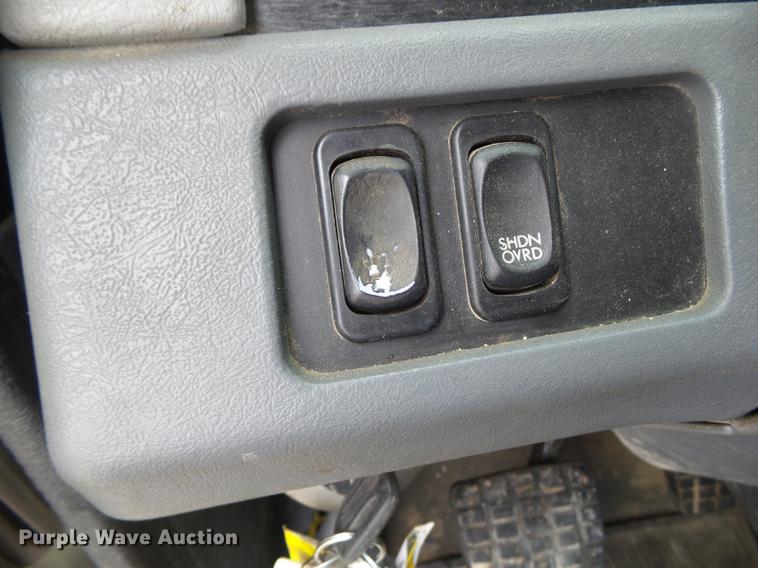 image for item EM9186 2008 Freightliner Columbia semi truck