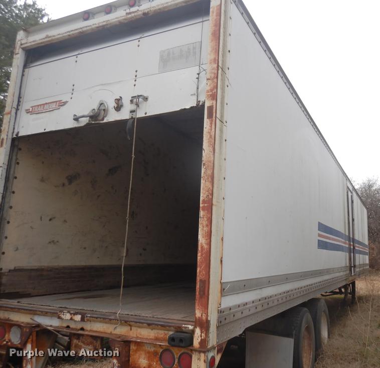 image for item FC9504 1985 Trailmobile 011S-3YAL dry van trailer
