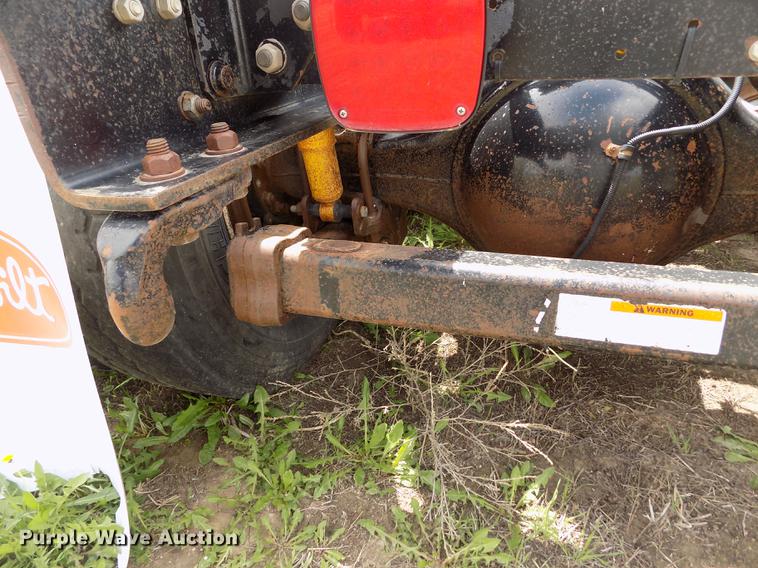 image for item FG9376 2006 Freightliner FLD120 semi truck