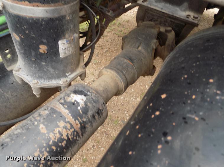 image for item FG9435 2008 Freightliner FLD semi truck